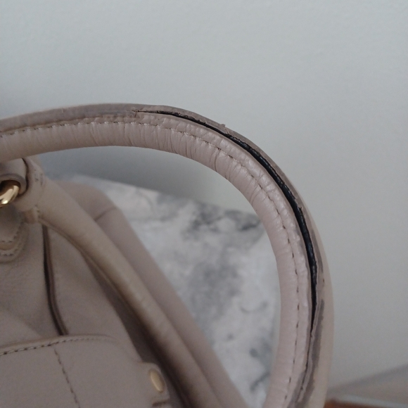 Vince Camuto Leather Unique vintage snap sides bag in taupe - Picture 8 of 8
